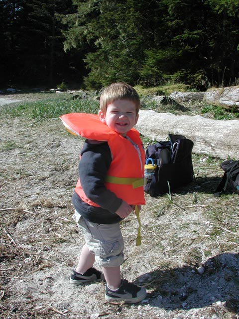 Connor in his Life Jacket (92632 bytes)