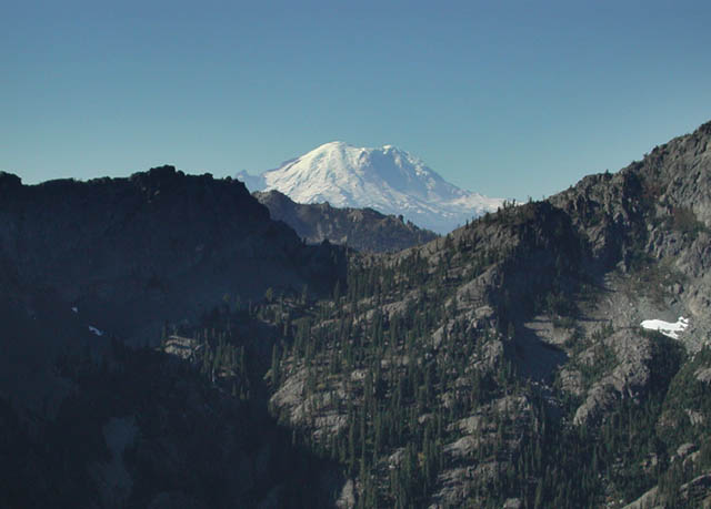 Mt. Rainier (34581 bytes)