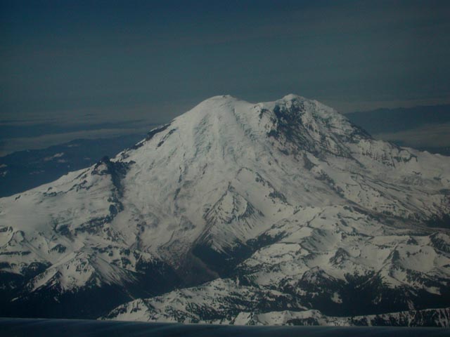 Mt. Rainier (58092 bytes)