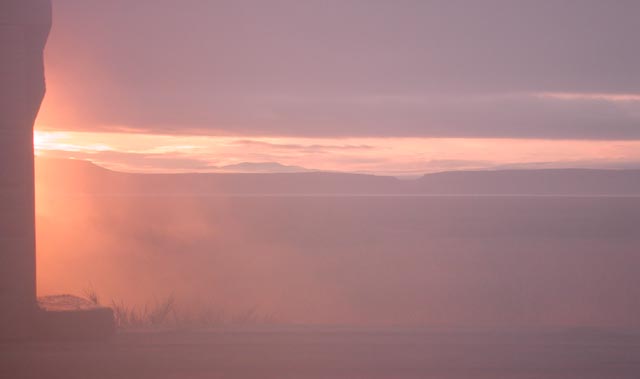 Rosy Colored Sunrise at Alvord Hot Springs (26867 bytes)