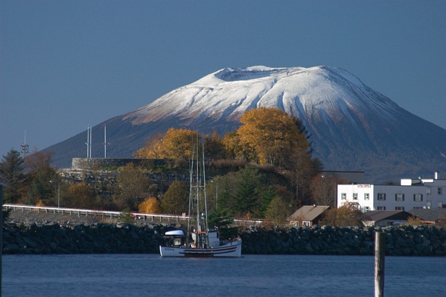 View of Castle Hill and Mt. Edgecumbe (98856 bytes)