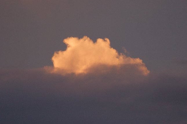 Evening Clouds II (21899 bytes)