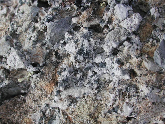 Conglomerate Rock (94764 bytes)