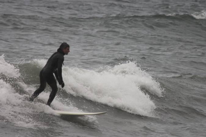 Surfing (40178 bytes)